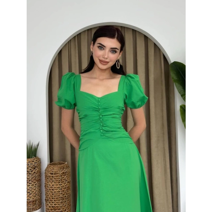 Kare Yaka Düğmeli Elbise