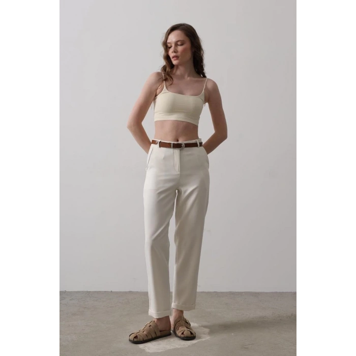 Kemerli Havuç Pantolon - Ekru