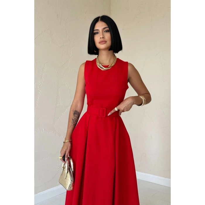 Kırmızı Halter Yaka Kloş Elbise