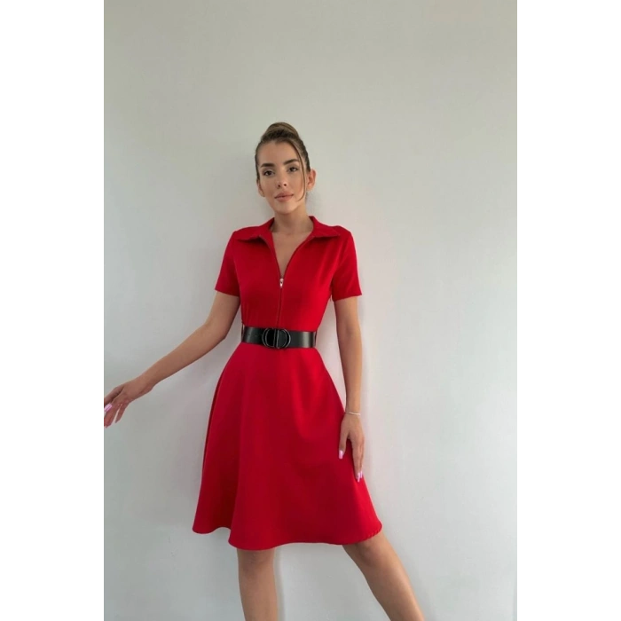 Kırmızı Kemerli Spor Elbise