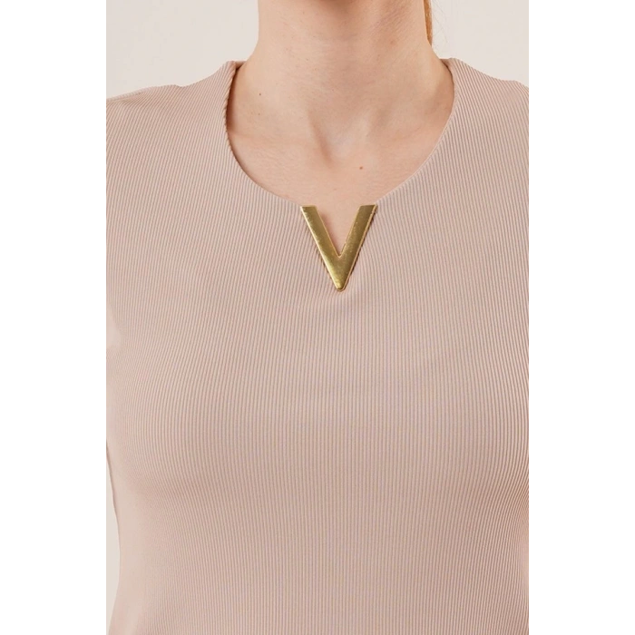 Kısa Kollu Yaka Detaylı Kaşkorse Taş Bluz