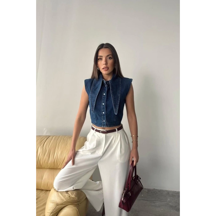 Mavi Yaka Detaylı Denim Crop