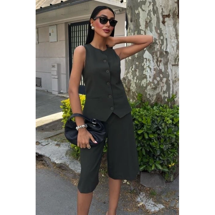 Midi Şortlu Ve Yelekli Viscon Takım 10167