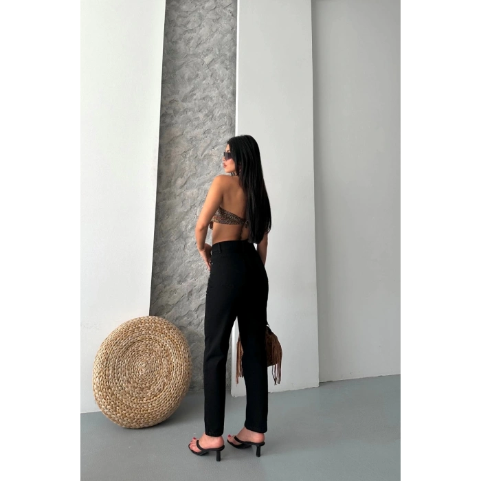 Mom fit enzim taş yıkama jeans pantolon siyah d2006