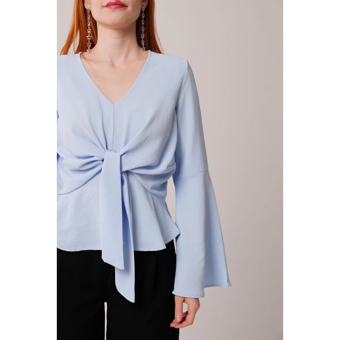 Ön Bağlamalı Volan Kol Bebe Mavisi Bluz