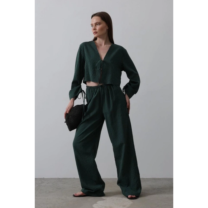 Önü Bağlamalı Crop Takım - Yeşil