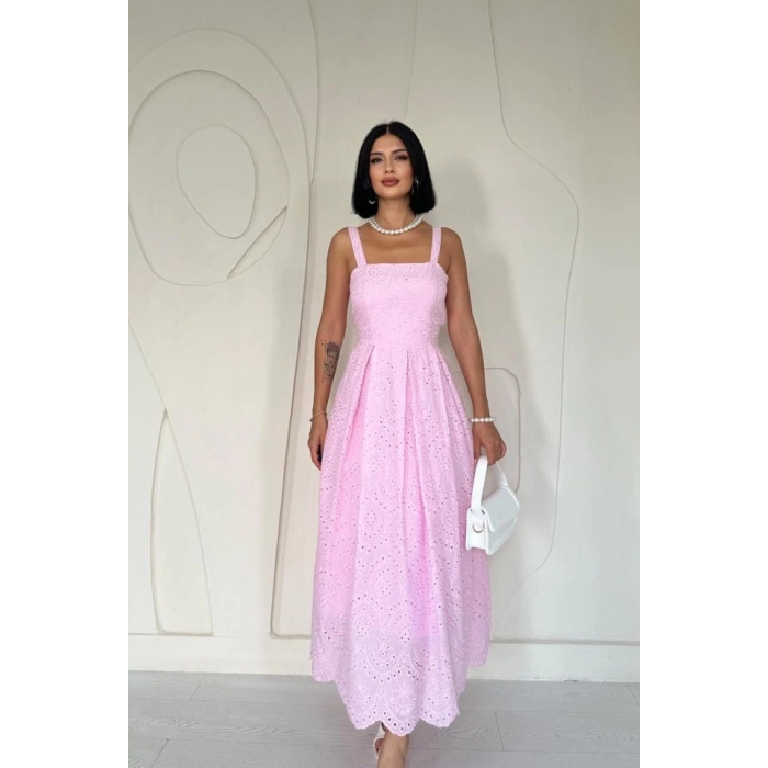 Pembe Askılı Aparatlı Brode Elbise