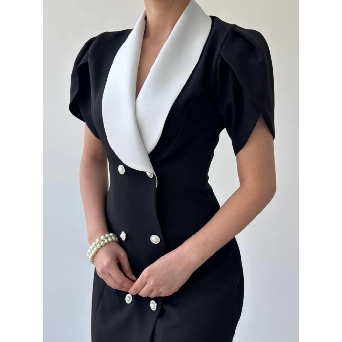 Reta Düğme Detaylı Elbise