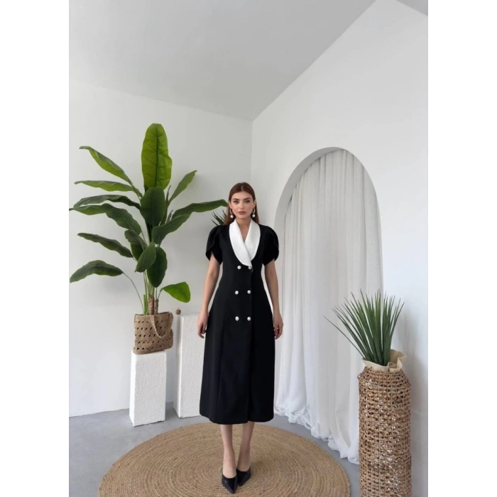Reta Düğme Detaylı Elbise