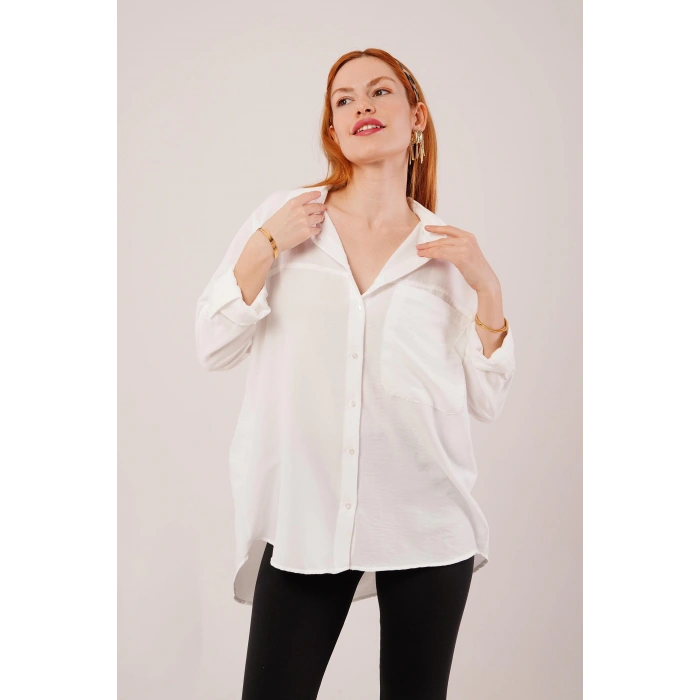Salaş Kesim Cepli Beyaz Gömlek