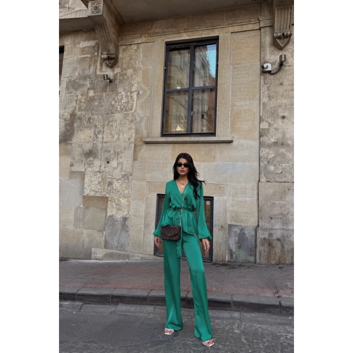 SATEN KRUVAZE BAĞLAMALI BLUZ- PANTOLON TAKIM - Yeşil