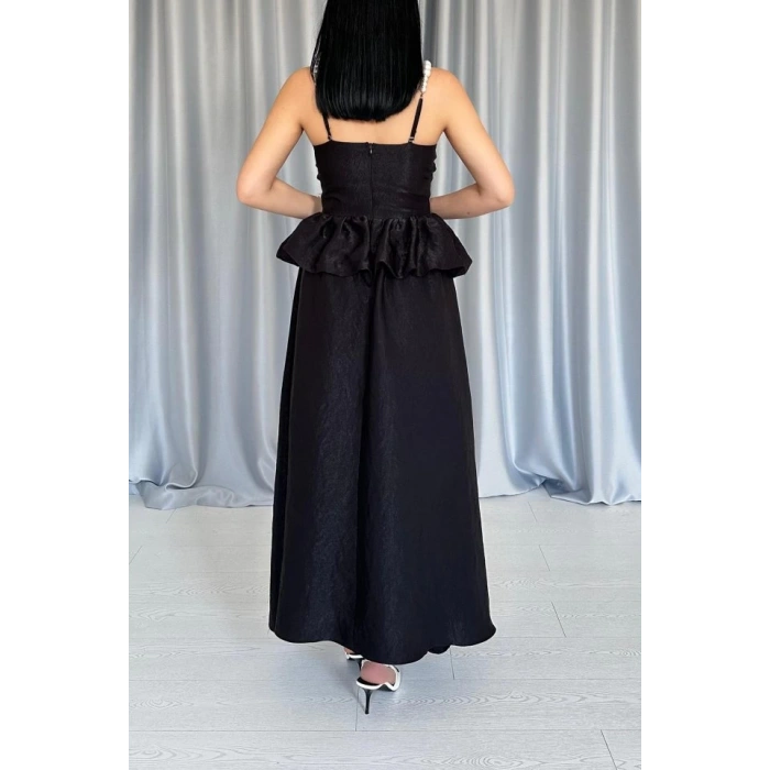 Siyah Beli Büzgülü İnci Askılı Uzun Elbise