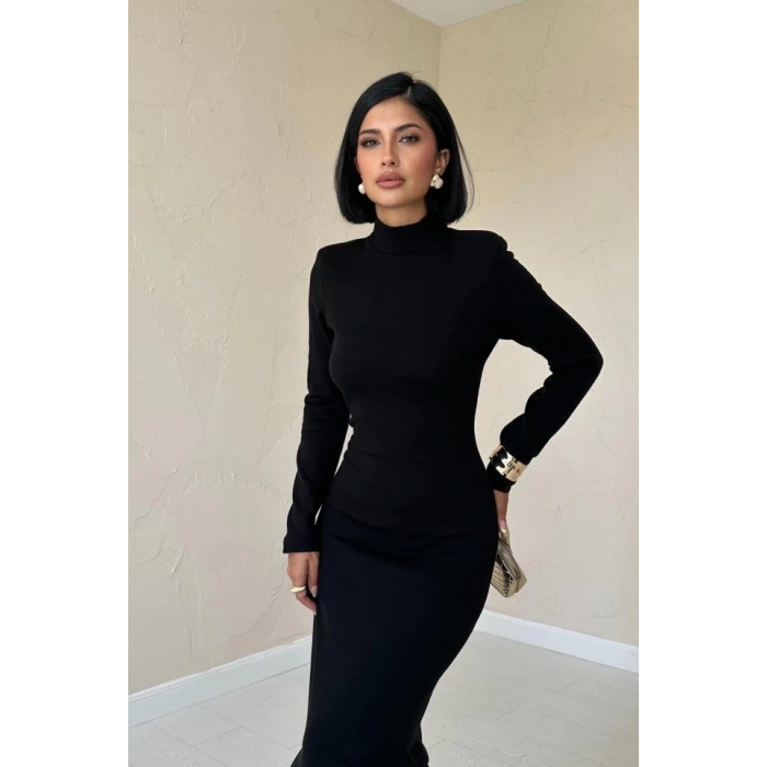 Siyah Eteği Garnili Triko Elbise