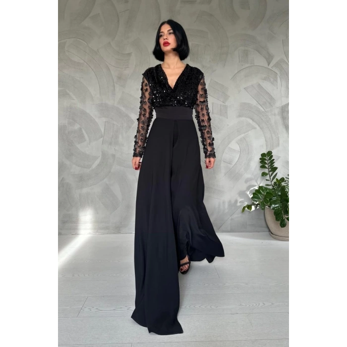 Siyah Kolları Tül Etekli Tulum