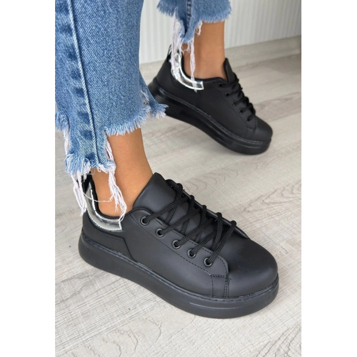 Sofio Siyah Cilt Bağcıklı Spor Ayakkabı