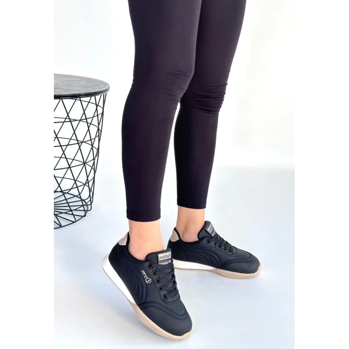 Tawen Siyah Cilt Bej Tabanlı Bağcıklı Spor Ayakkabı