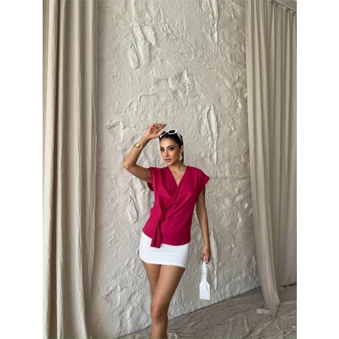 YANDAN BAĞLAMA DETAYLI KOLSUZ BLUZ - Fuşya