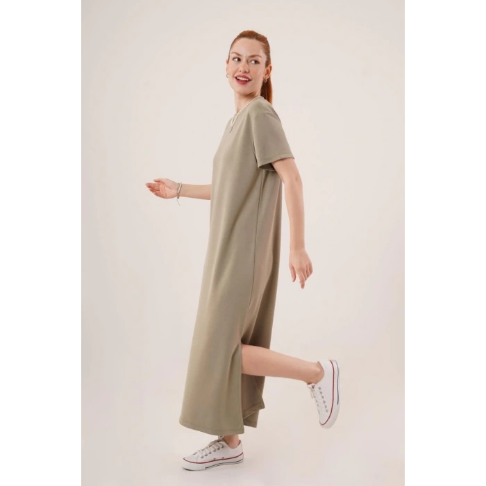 Yırtmaç Detaylı Kısa Kollu Salaş Maxi Yağ Yeşili Elbise