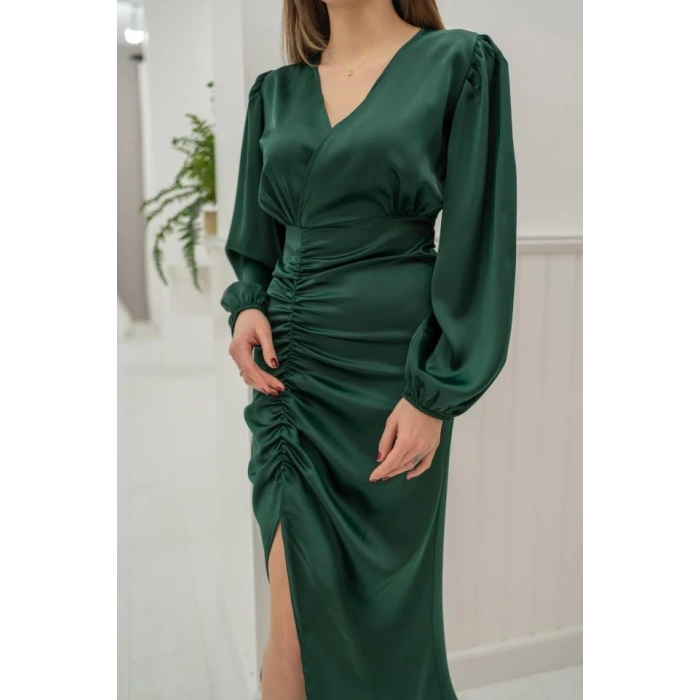 Zümrüt V Yaka Saten Elbise