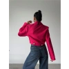 ARKASI İNCİ DÜĞME DETAYLI CROP CEKET - Fuşya