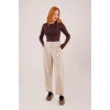 Kapama Cep Detaylı Krem Pantolon
