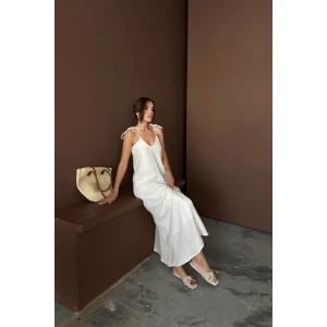 ASKILI UZUN SALAŞ MÜSLİN ELBİSE - Beyaz