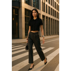 Bebe Yaka Düğmeli Bluz