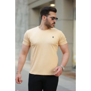 Erkek Bisiklet Yaka Arma Detaylı Basic Kısa Kollu Tişört