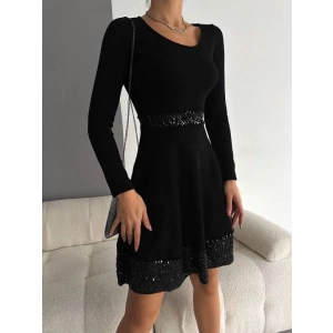 Kadın Bisiklet Yaka Beli Ve Eteği Pul Payet Detay Fırsat ürün Diz üstü Elbise