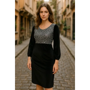 Kadın Fırsat ürünü Leopar Desen Pul Payet Işlemeli Midi Boy Kadife Kumaş Elbise