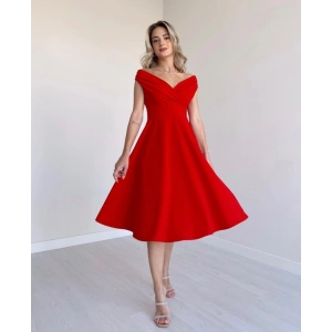 Kadın Kısa Kollu Kruvaze Yaka Eteği Volanlı Krep Elbise