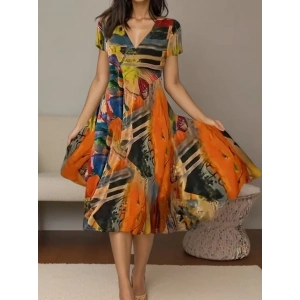 Kadın Kısa Kollu V Yaka Renkli Karışık Desen Kloş Süprem Midi Elbise