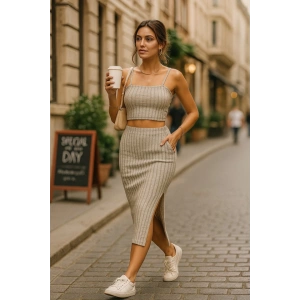 Kadın Kolsuz Askılı Crop Yırtmaçlı Midi Etek Fitilli Kaşkorse Takım