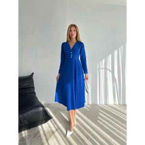 Kadın Krep Kumaş Düğme Detaylı V Yaka Uzun Kollu Midi Boy Elbise