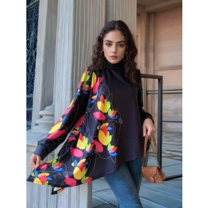 Kadın Uzun Kollu Balıkçı Yaka Asimetrik Kesim Dalgıç Kumaş Bluz