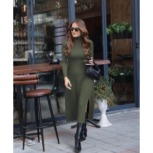 Kadın Uzun Kollu Balıkçı Yaka Derin Yırtmaç Detay Krep Elbise