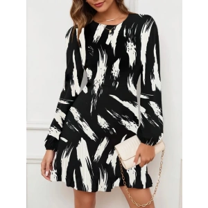 Kadın Uzun Kollu Bisiklet Yaka Desenli Kısa Krep Elbise