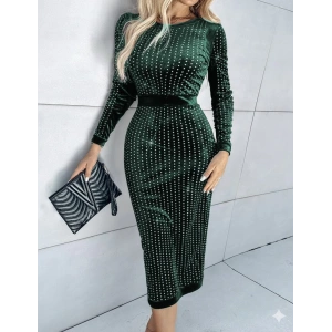 Kadın Uzun Kollu Bisiklet Yaka Taşlı Midi Kadife Elbise