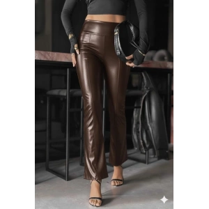Kadın Yüksek Bel Paçaya Doğru Geniş Deri Pantolon