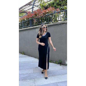 Kadın Yuvarlak Ribana Yaka Beyaz Yırtmaç Detaylı Viskon Tam Boy Elbise