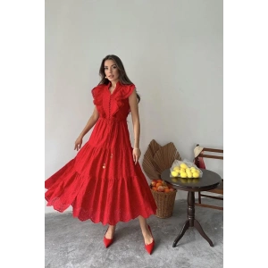 Kırmızı Fırfırlı Düğmeli Elbise