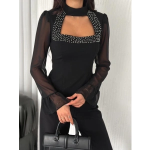 Kolları Şifon Göğüste İnci Boncuk Detaylı Bluz - Siyah