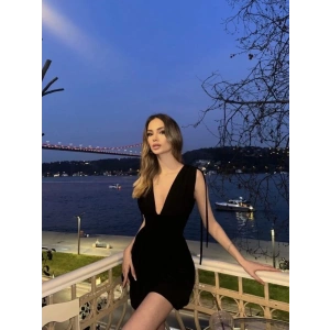 Omuzu Ip Askılı Şortlu Elbise - Siyah