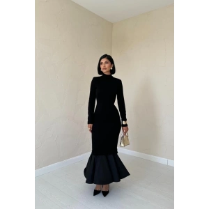 Siyah Eteği Garnili Triko Elbise