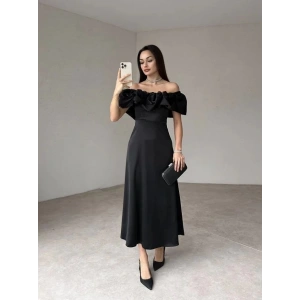 Siyah Omuz Büzgülü Saten Elbise