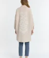 Şili çiçek figürlü oversize kadın gömlek-Bej
