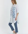 Şili çiçek figürlü oversize kadın gömlek-Beyaz
