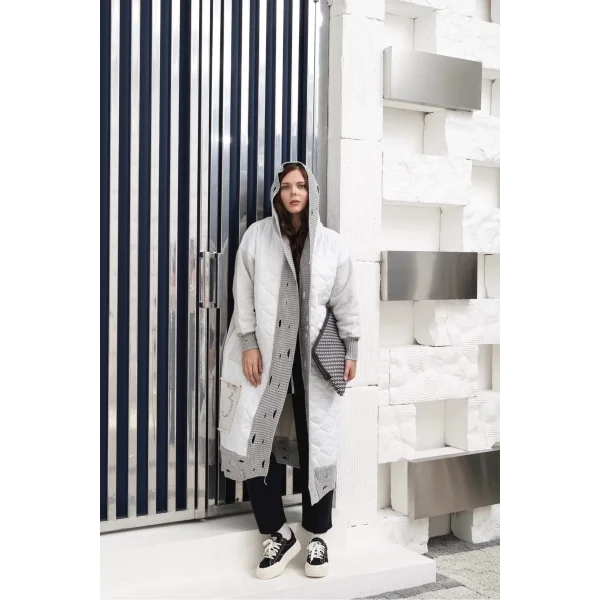 Kadın Kapitone Uzun Mont - Kapüşonlu Oversize Mont - 38-46 Beden Uyumu - Kışlık Rahat Şık