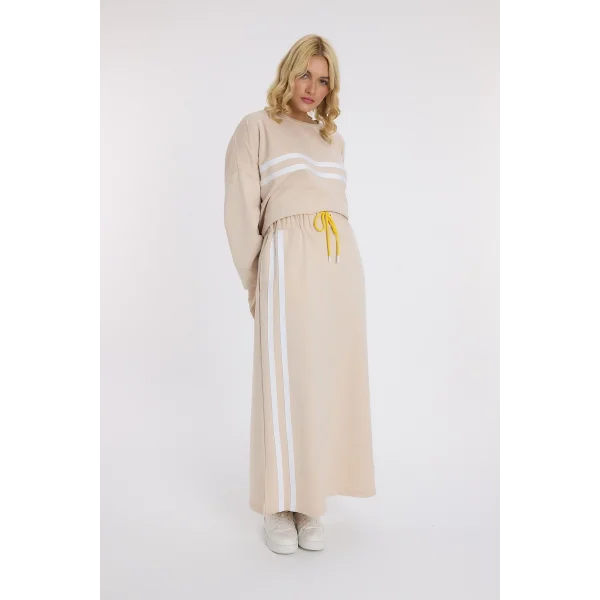 Şerit detay etekli takım-bej