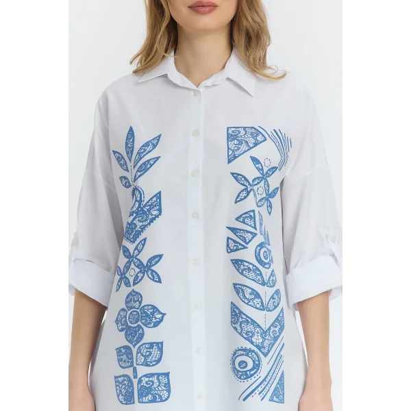 Şili çiçek figürlü oversize kadın gömlek-Beyaz